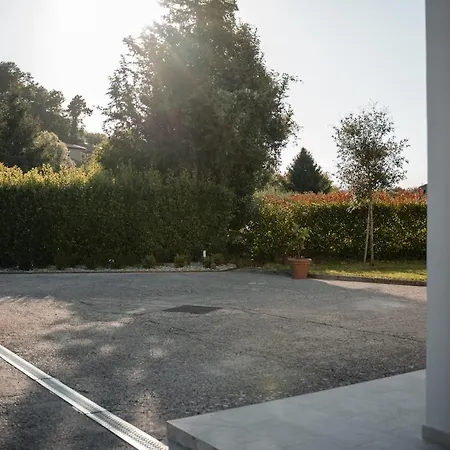 Casa Le Camelie Idromassaggio E Relax Lucca Ferienhaus Capannori