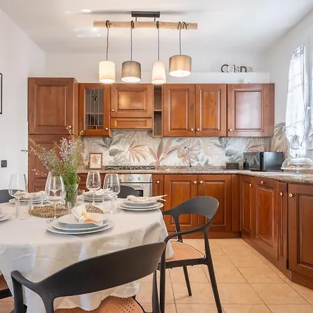 Casa Le Camelie Idromassaggio E Relax Lucca *